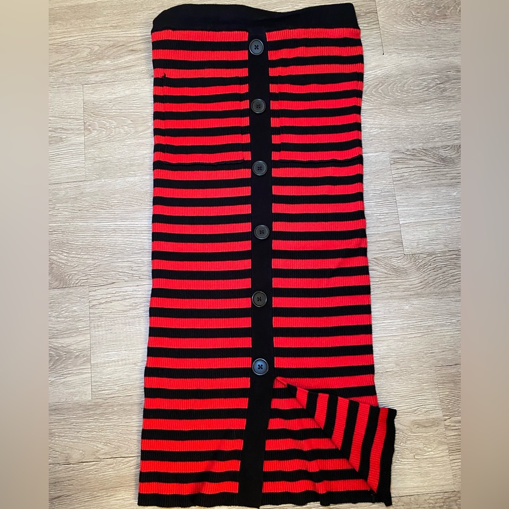 Zara Elastic Pencil Skirt - Size 4 - Red & Black Stripes - packets attached